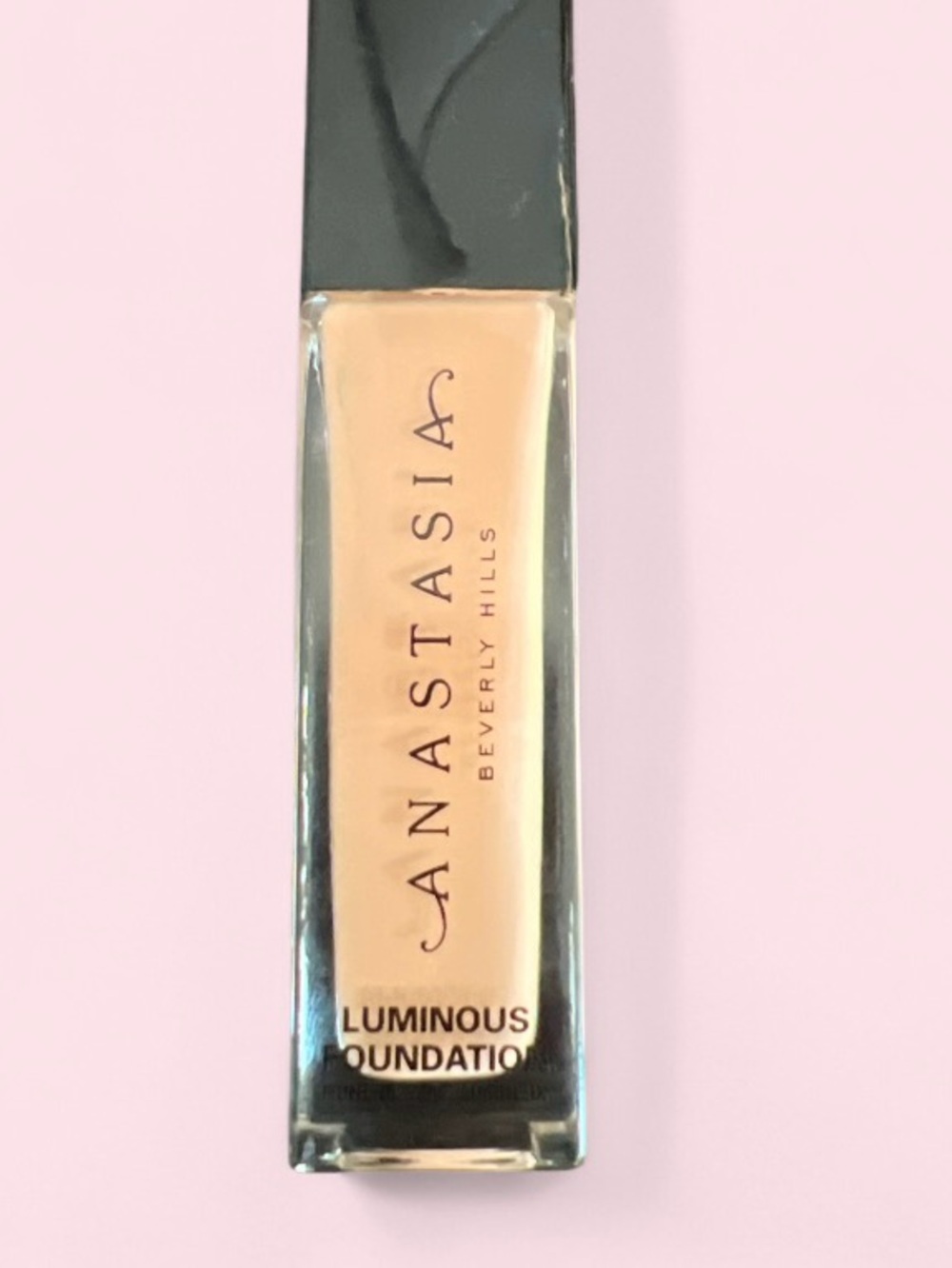 Anastasia Beverly Hills foundation